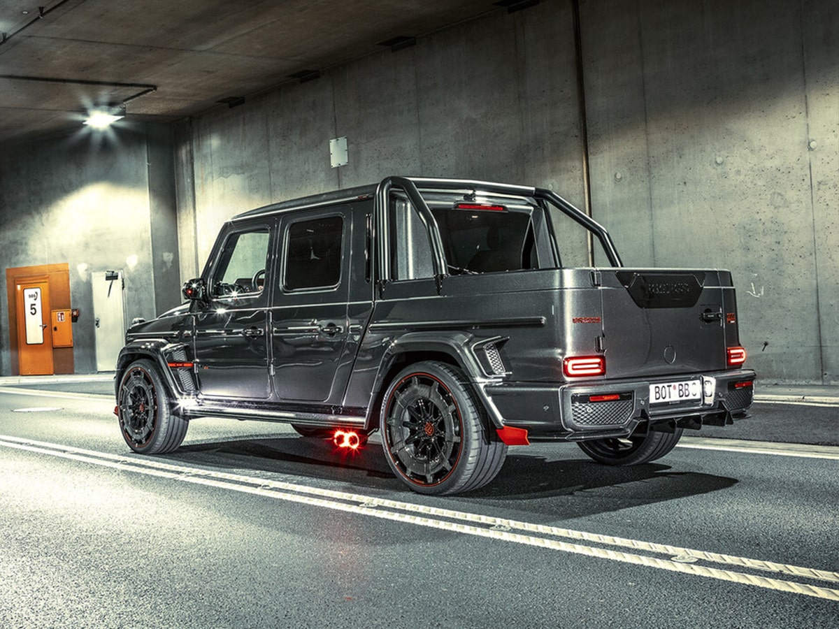 Brabus p 900 rocket edition mercedes amg g63 glowing exhaust