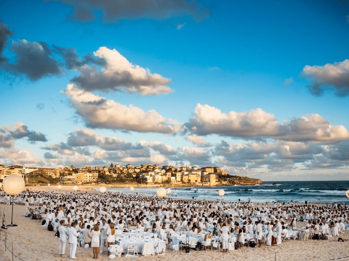 Dinner en Blanc Bondi Beach
