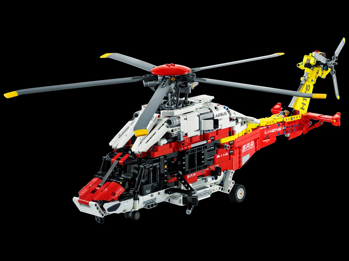 Lego airbus h175 rescue helicopter 7 1