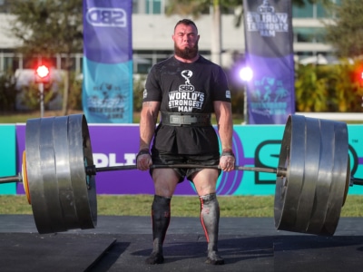 Watch World's Strongest Man Oleksii Novikov Deadlift 549kg to Break the World Record