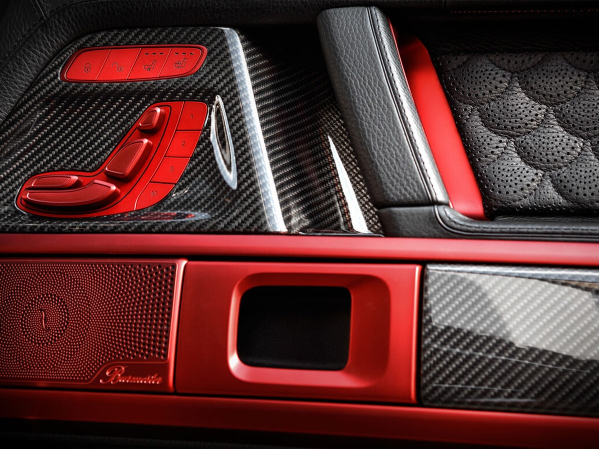 Adjustable seats in red