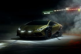 Lamborghini huracan sterrato feature