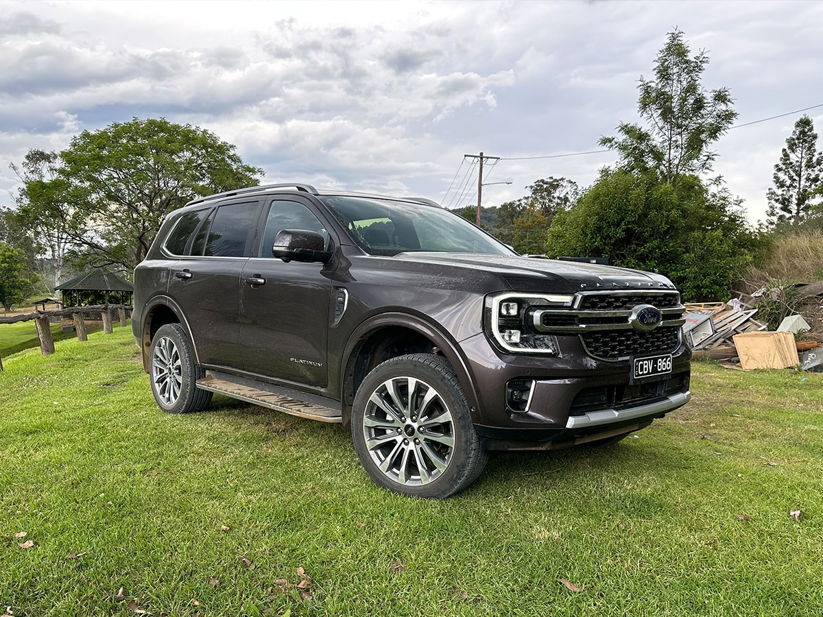 2023 ford everest front end
