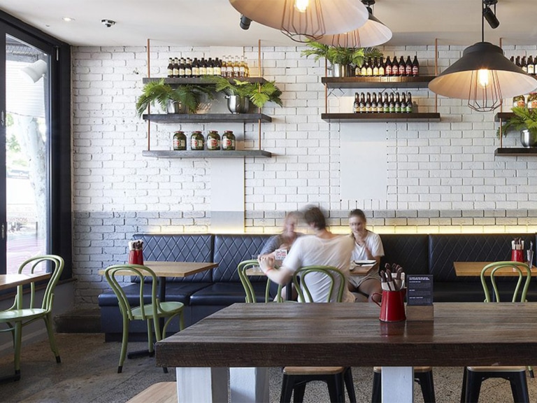 18 Best Restaurants in Crows Nest Man of Many
