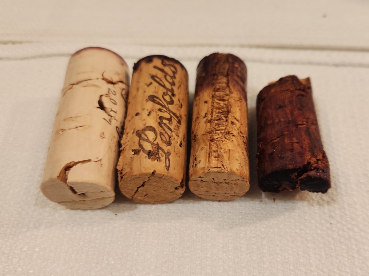 Penfolds re corking clinic 7