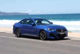 2022 bmw 230i feature 2