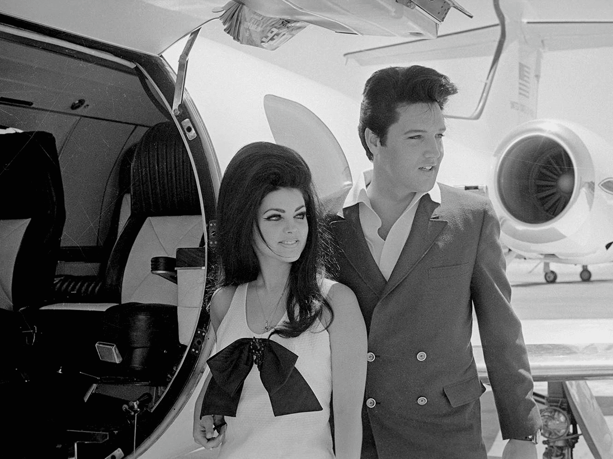 Elvis private jet 3