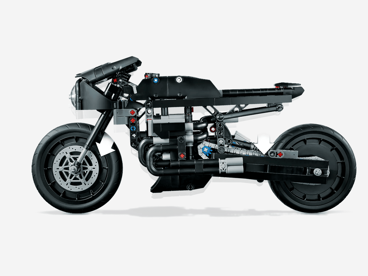 LEGO Technics The Batman Batcycle | Image: LEGO Technics