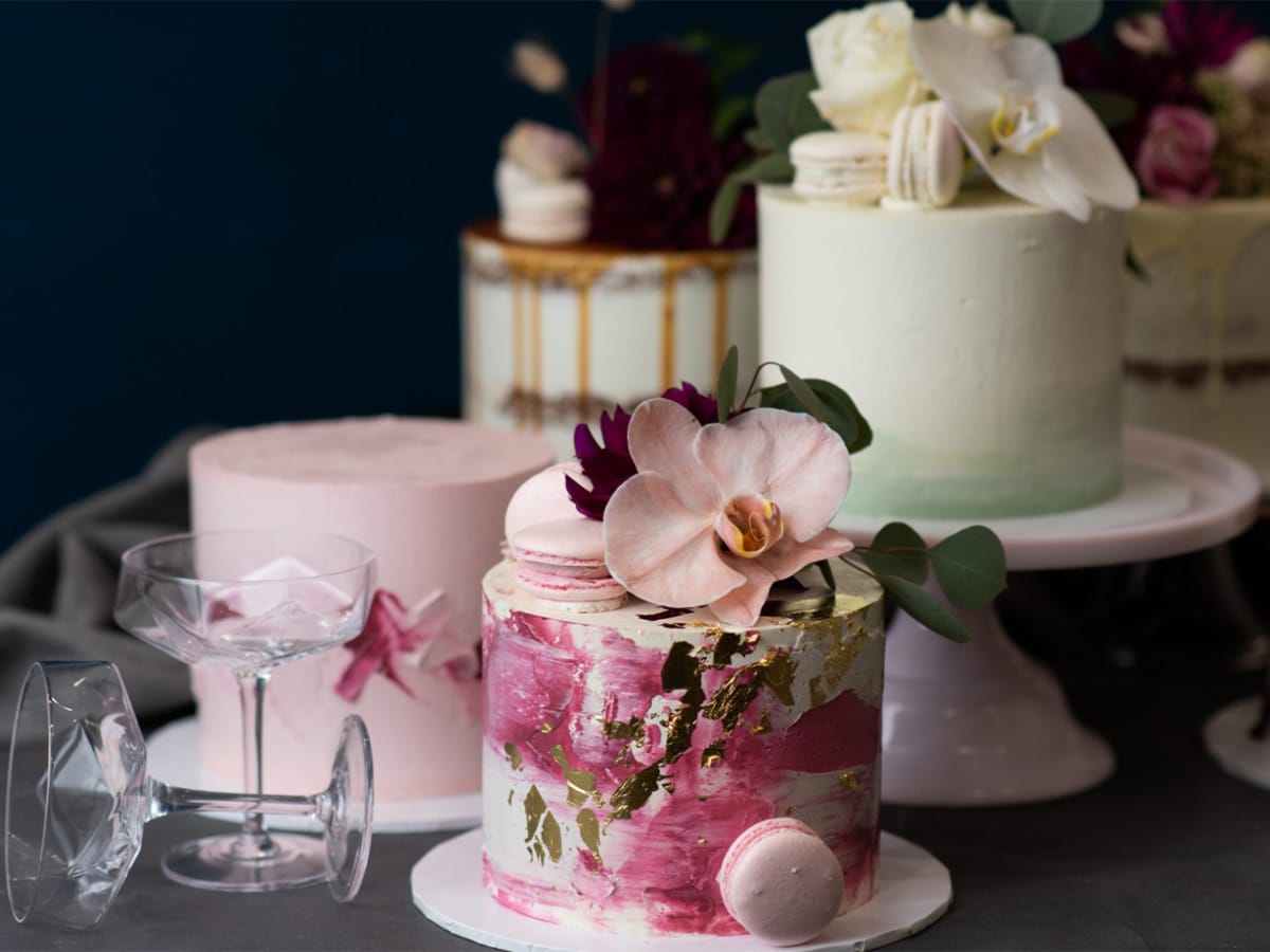 The 8 Best Options for Cake Delivery in Melbourne - Flower Delivery Reviews