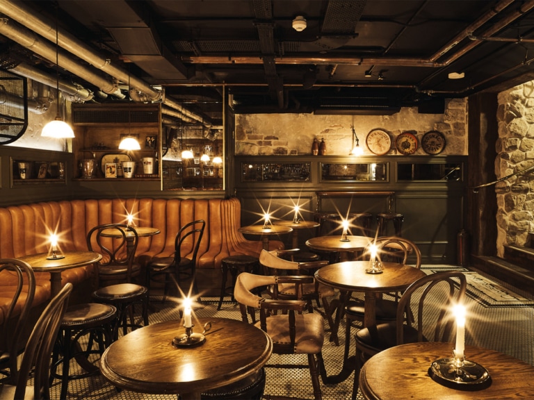 Best Bars in Sydney to Add to Your Never-Ending List | Man of Many