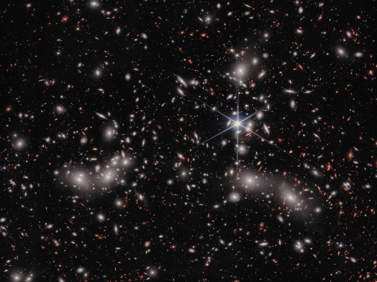 Pandora's Cluster as captured by the James Webb Telescope | Image: NASA, ESA, CSA, I. Labbe (Swinburne University of Technology) and R. Bezanson (University of Pittsburgh). Image processing: Alyssa Pagan (STScI)