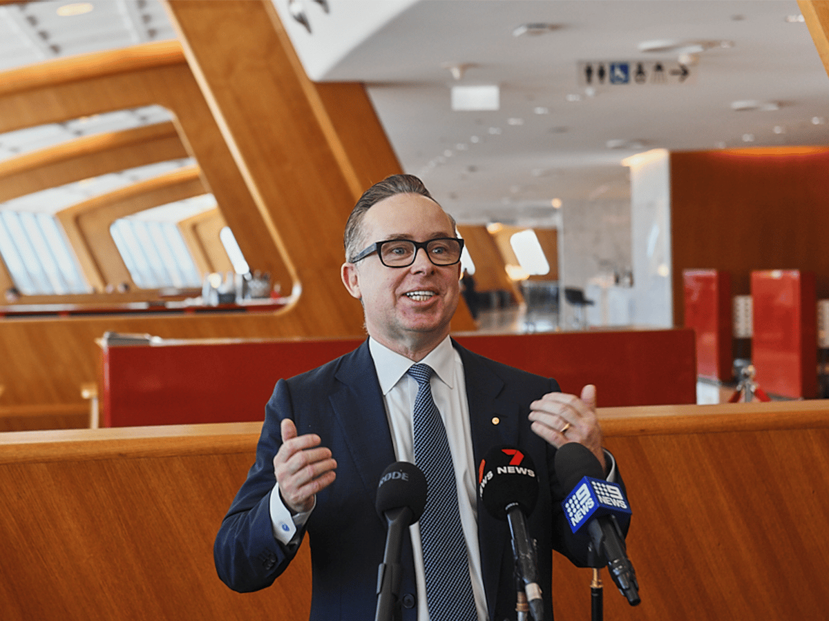 Qantas Group CEO Alan Joyce speaking at the announcement of the lounge upgrade | Image: Qantas