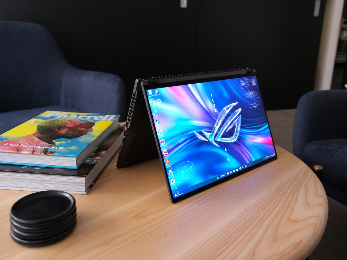 Rog flow x16 review in tent mode 3