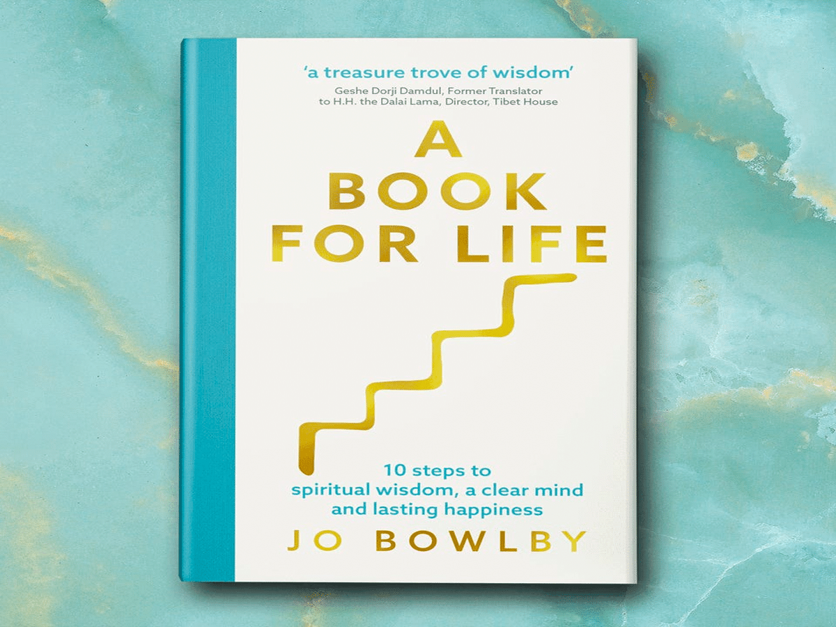 Celebrity shaman Jo Bowblys 'A Book For Life'