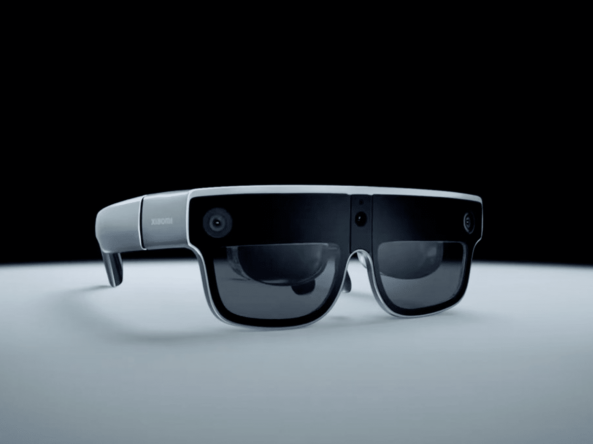 小米无线增强现实眼镜在视网膜级别的自适应屏幕上运行
