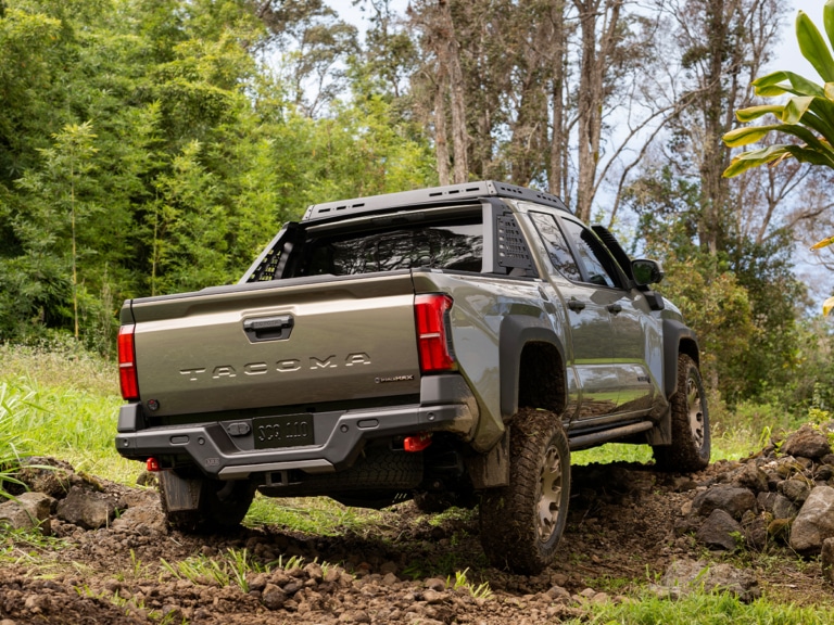 2024 Toyota Tacoma Could Be Our Best Look at the New Toyota HiLux | Man ...