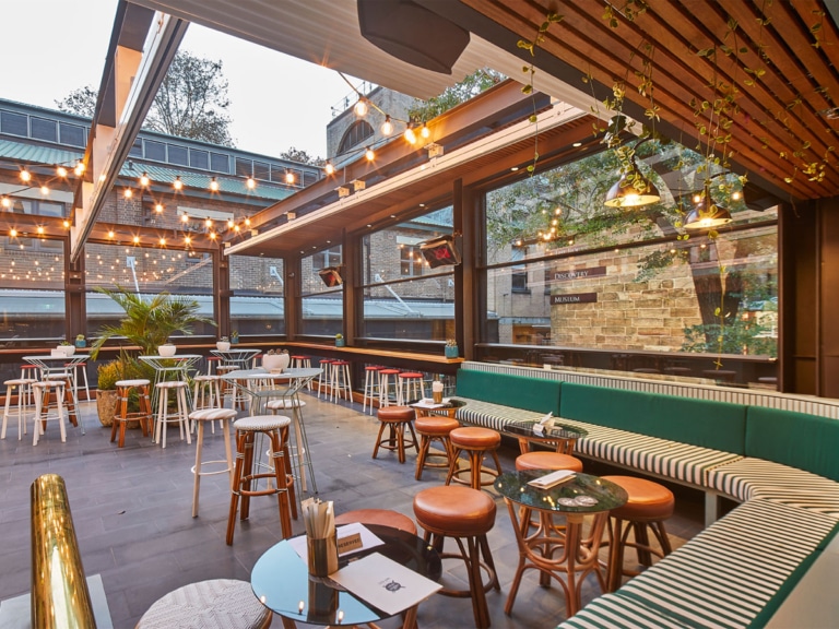 15 Best Bars in The Rocks Man of Many