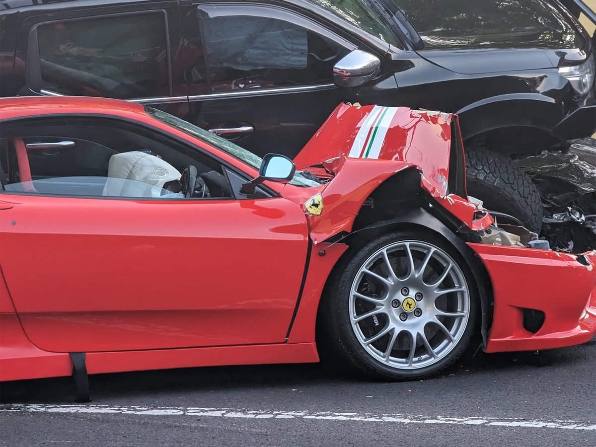Ferrari challenege stradale crash inside the car