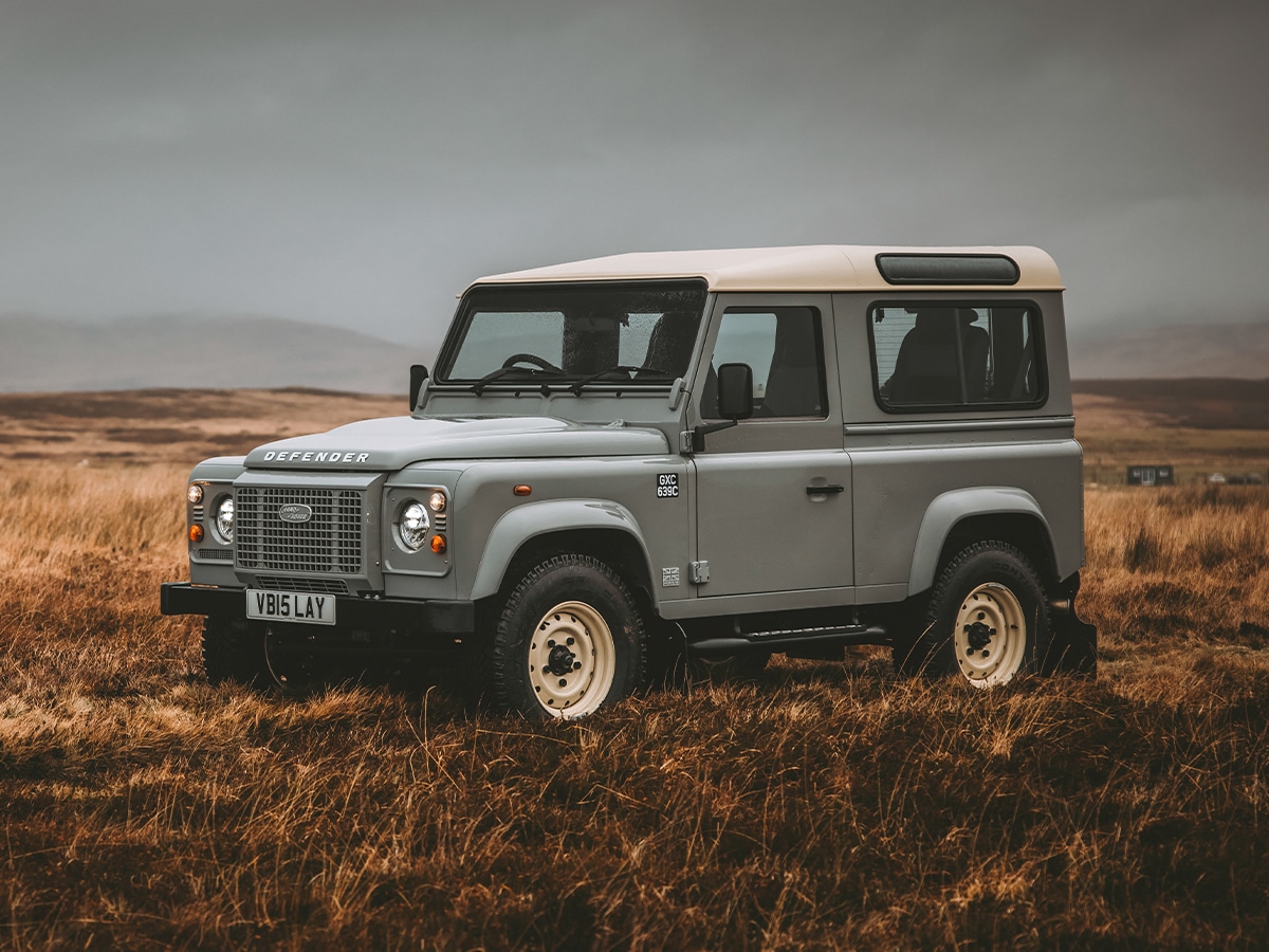 Land rover classic v8 islay edition front end