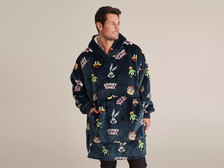 7 Best Oodie Hooded Blankets to Wear Man of Many