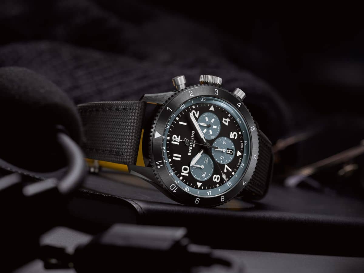Breitling super avi b04