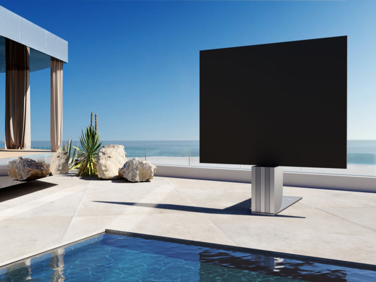 C seed n1 outdoor tv feature