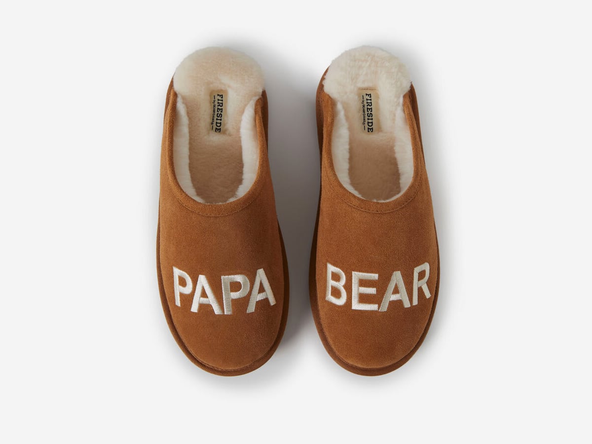 Dearfoams Men's Fireside 'Papa Bear' Slippers | Image: Dearfoams