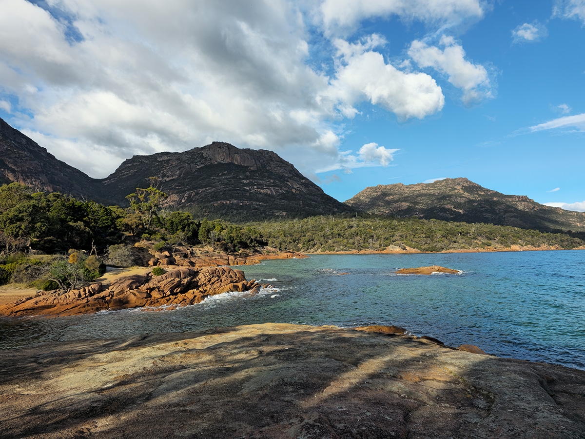 Honeymoon bay freycinet