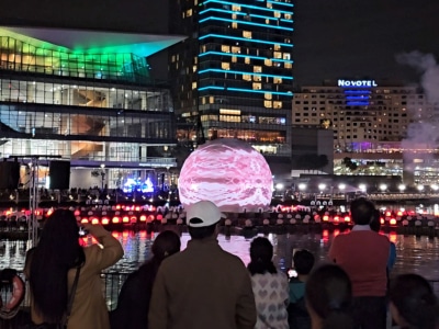 How to Visit Vivid Sydney in Style