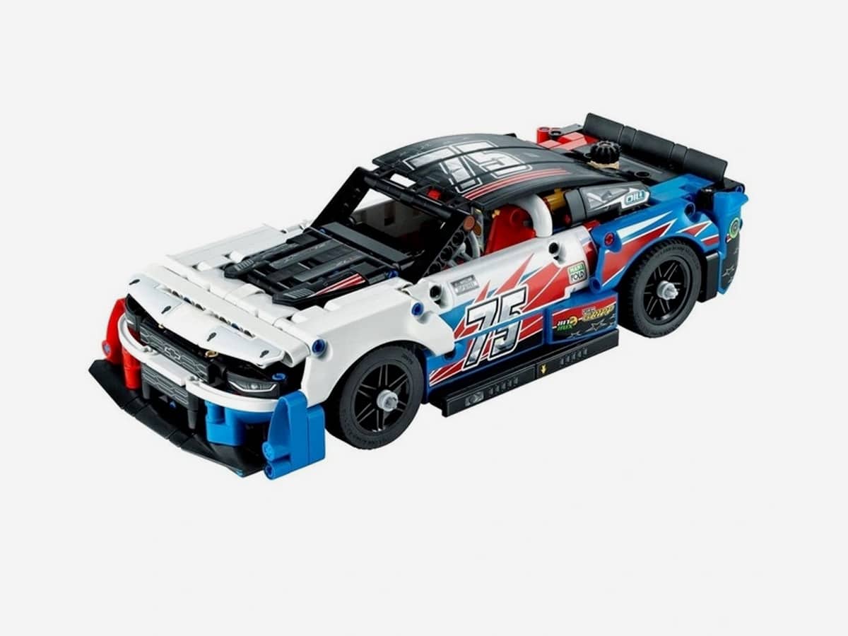 LEGO Technic NASCAR Next Gen Chevrolet Camaro ZL1 42153 | Image: Myer