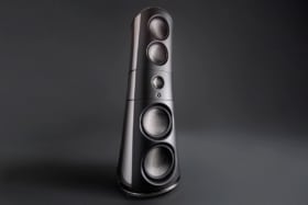 Magico M9 Carbon Fibre Floorstanding Speaker | Image: Addicted to Audio