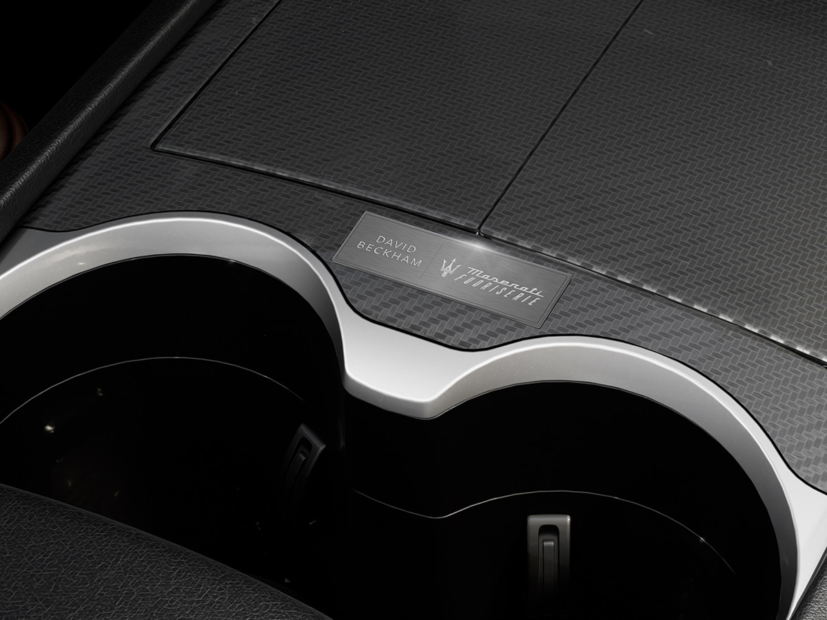 Maserati david beckham fuoriserie plaque on centre console