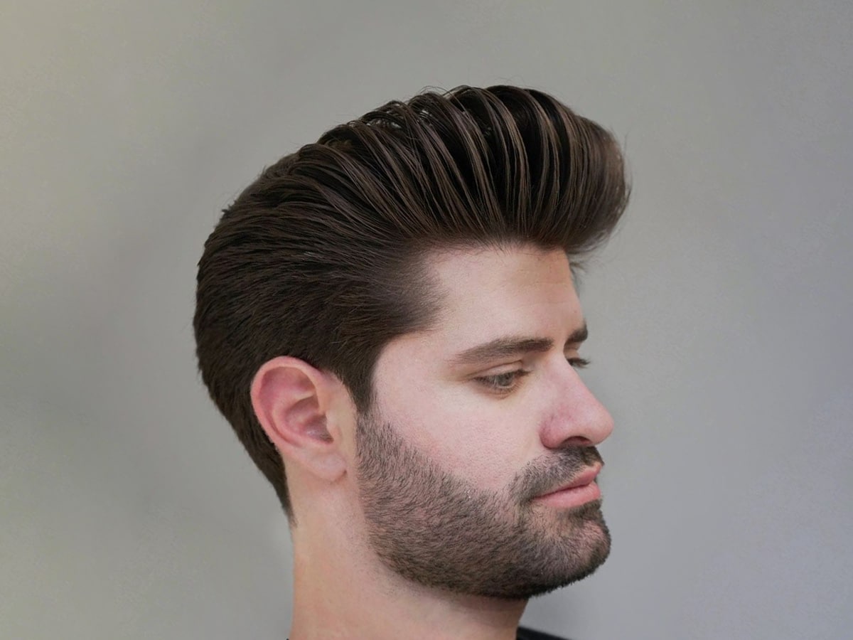 Pompadour medium-length hairstyle | Image: Athos_Barber1930/Instagram