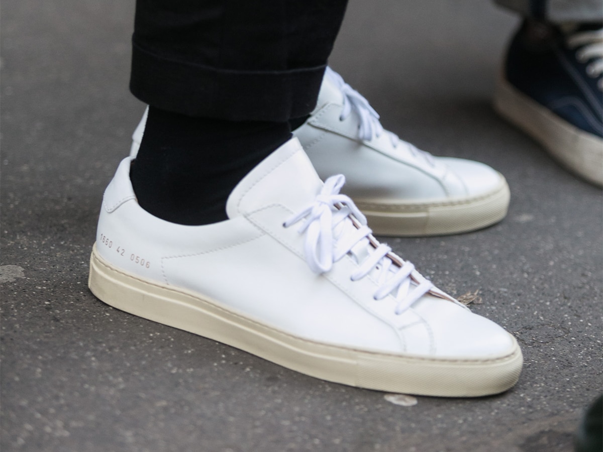Sneakers for men by colour