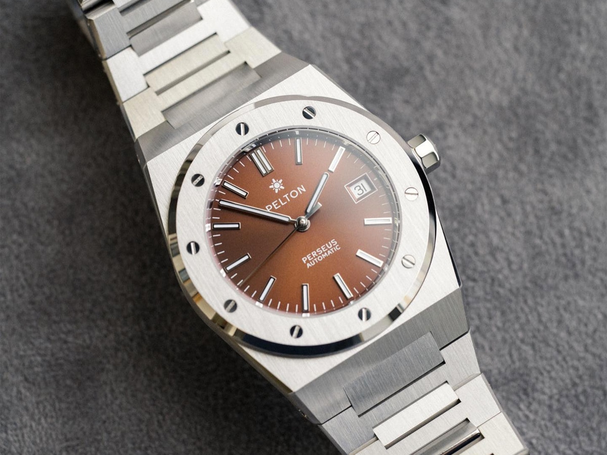 Pelton silver watch