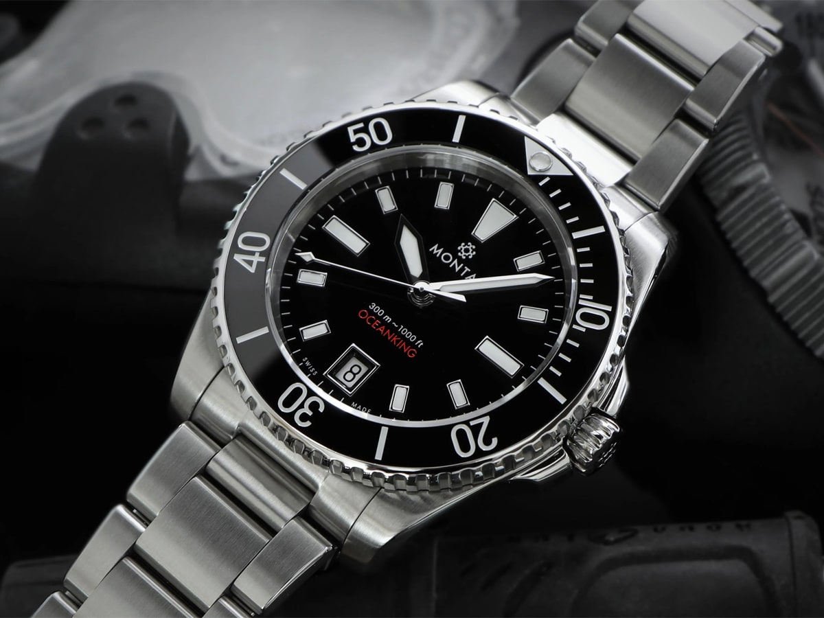 Micro brand dive watch under 300 best sale