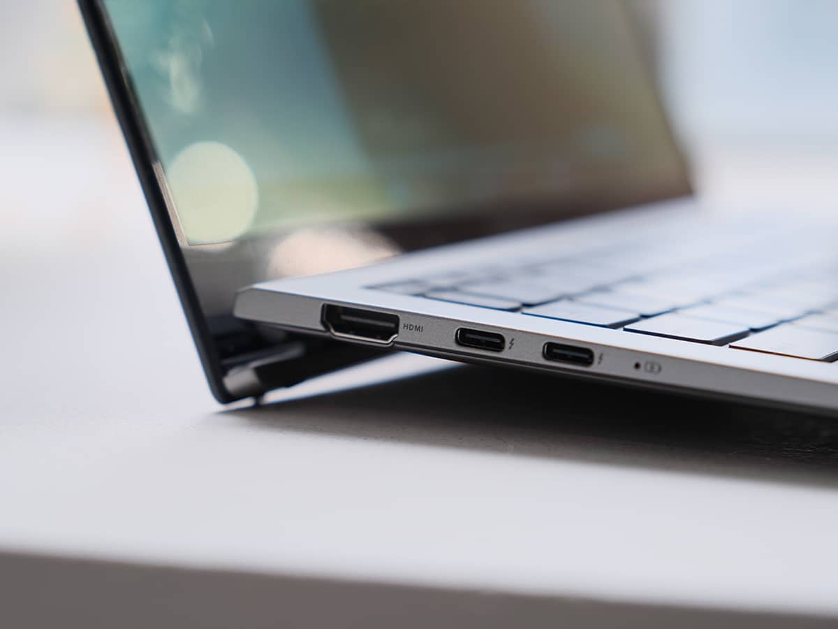Asus zenbook s 13 oled ports on the left close up