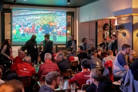 Best sports bars in melbourne