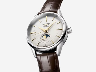 Simply Elegant: The New Longines Flagship Heritage Moonphase