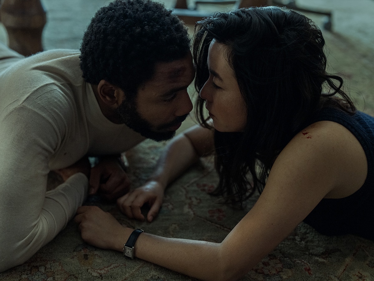 Donald Glover and Maya Erskine in 'Mr. and Mrs. Smith' (2024) | Image: Prime Video