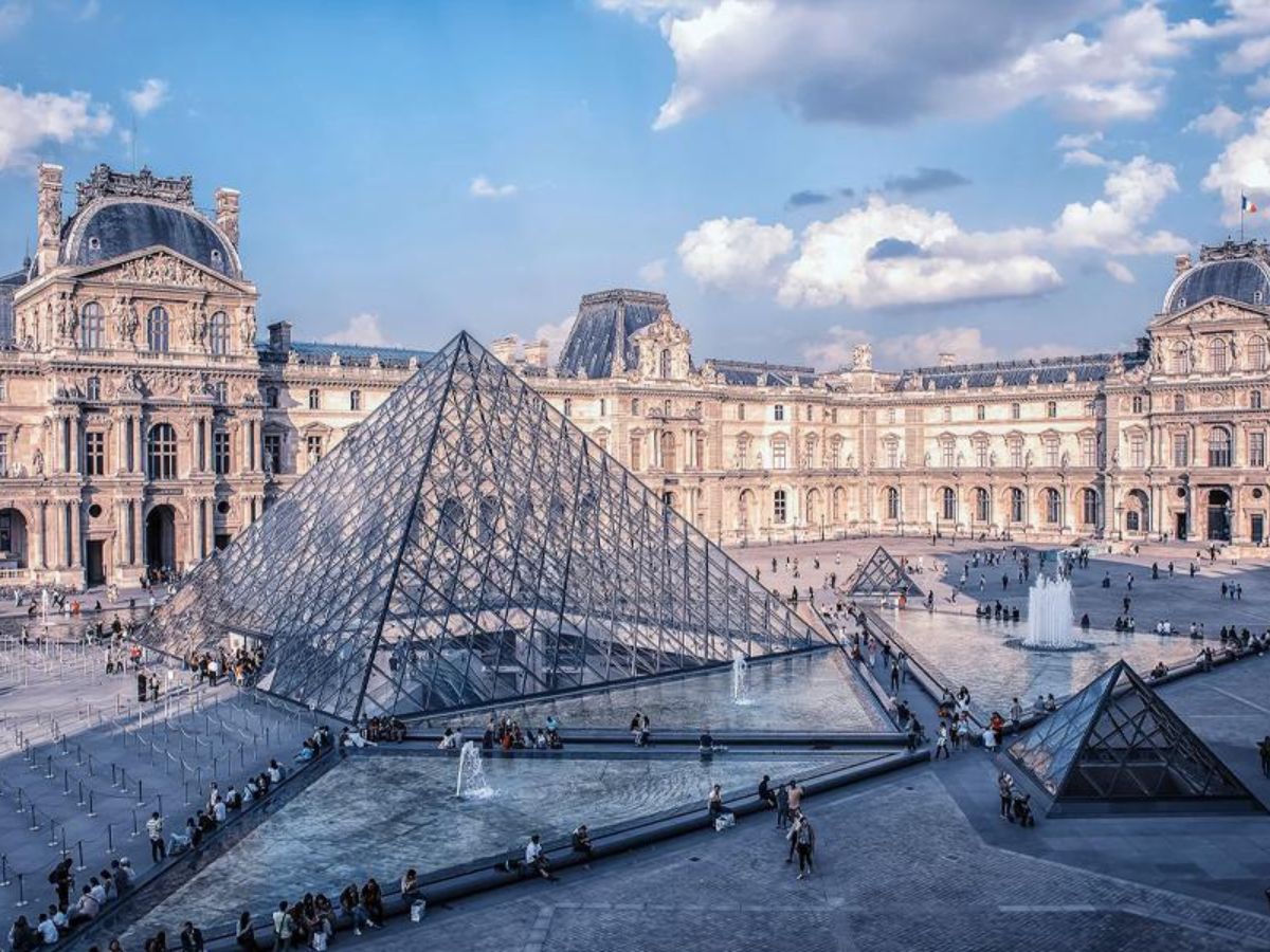Virtual museum tours the lourve paris