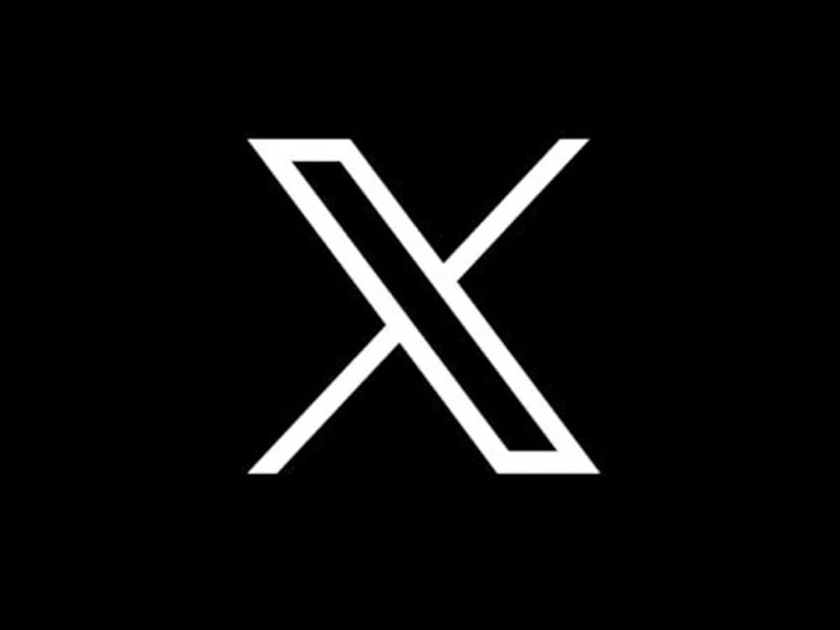 X logo Twitter
