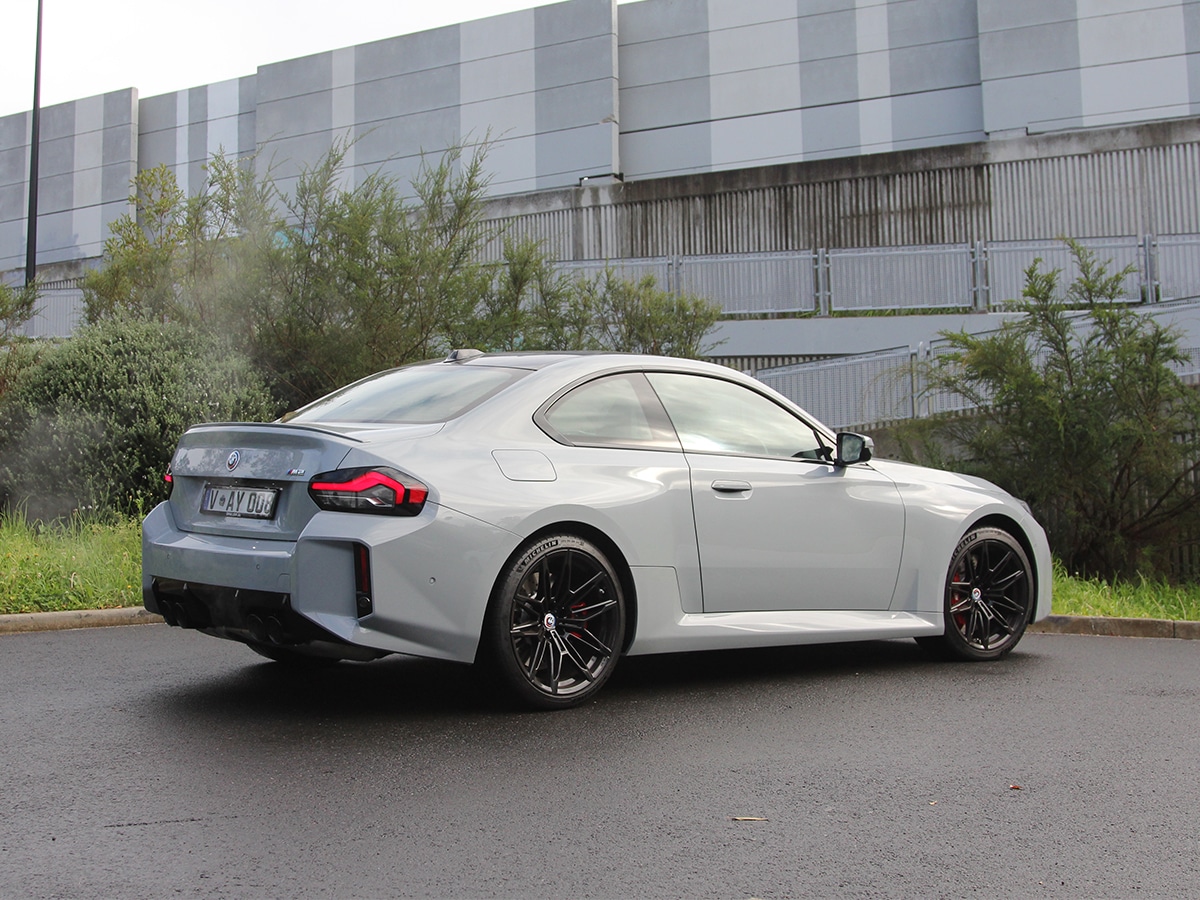 2023 bmw m2 rear end