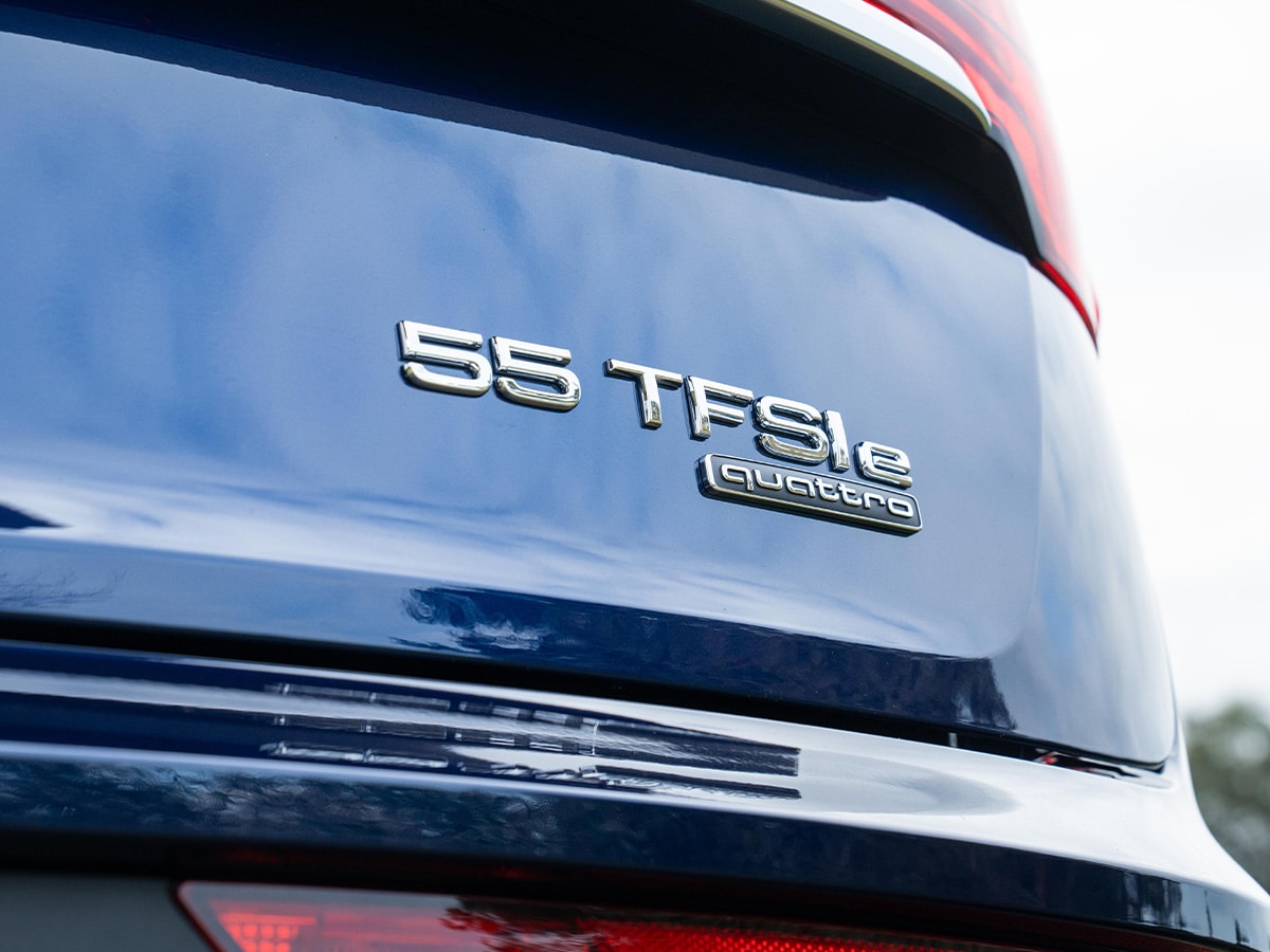 Audi q5 55 tfsi e badge