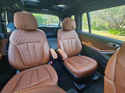 2023 BMW X7 Review: Part Luxury Limousine, Part Sports SUV | Man of Many