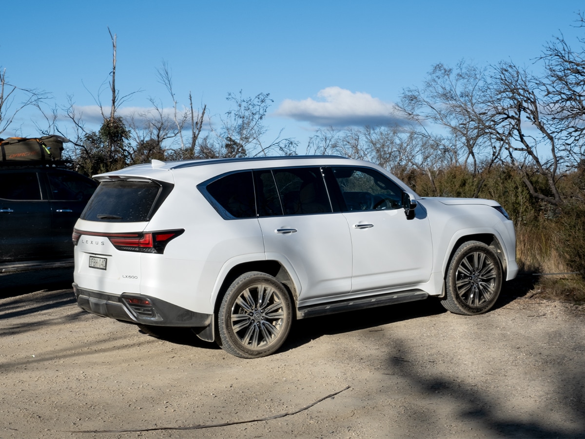 Lexus lx600 offroad