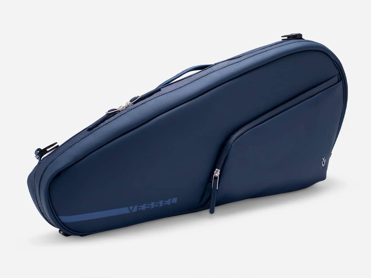 https://manofmany.com/wp-content/uploads/2023/08/VESSEL-Baseline-Lite-Racquet-Bag.jpg