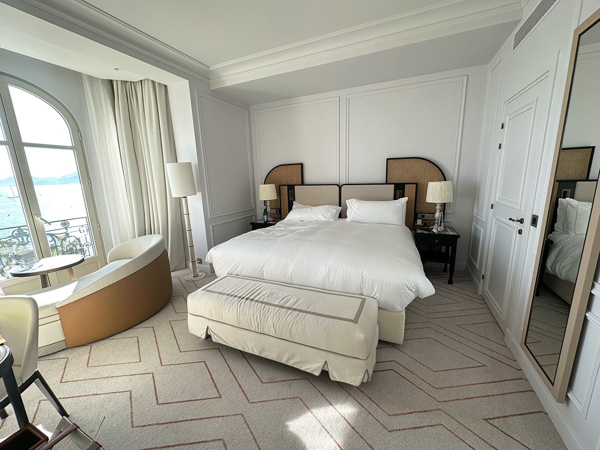 Bedroom at Regent Carlton Cannes | Image: Man of Many