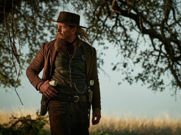 The Wild West Gets Fiercely Tamed in Taylor Sheridan's 'Lawmen: Bass ...