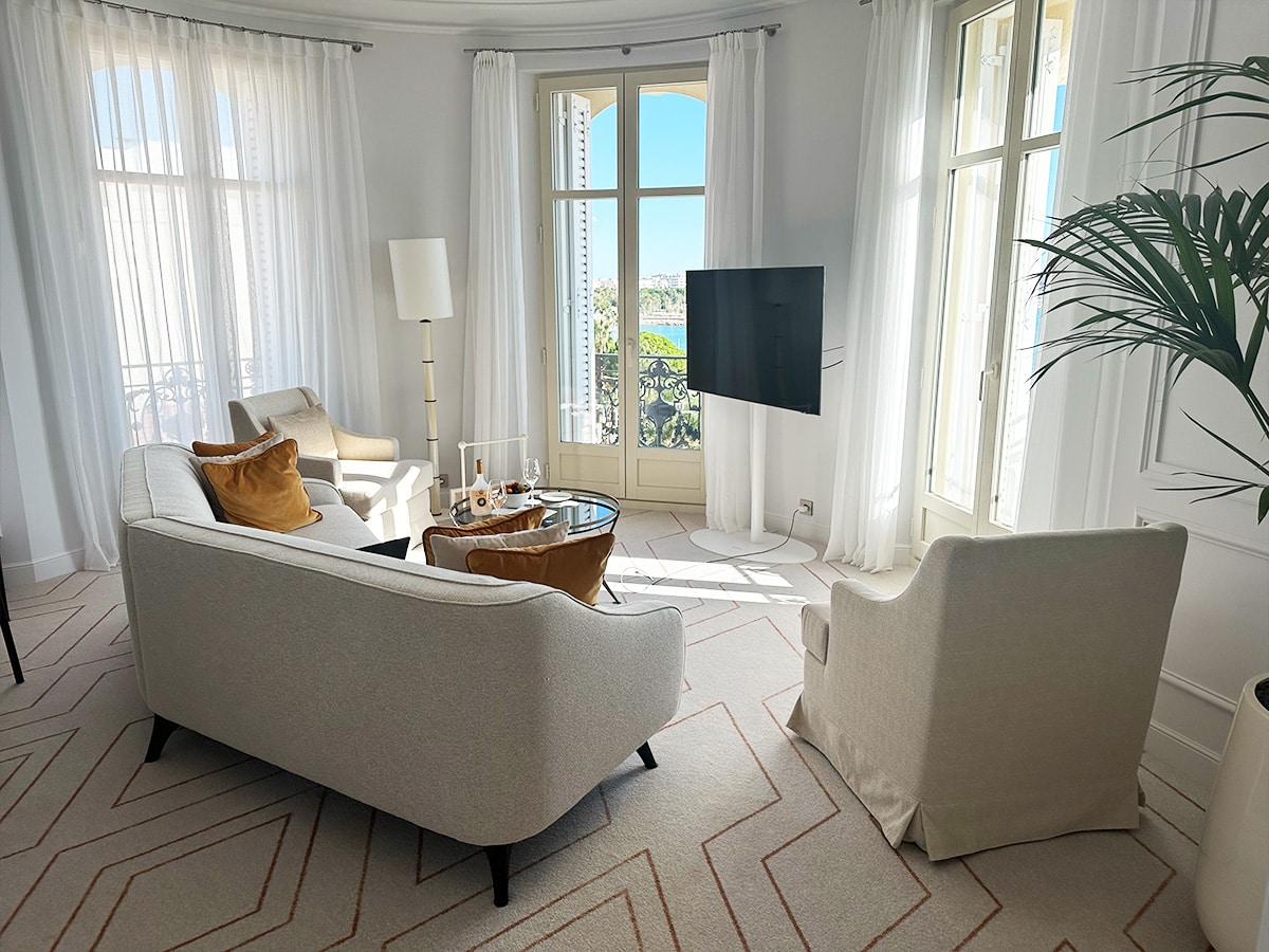 Living room at Regent Carlton Cannes | Image: Man of Many
